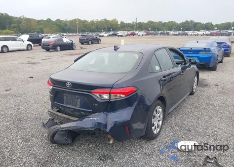 2021 Toyota Corolla Le z USA, uszkodzony, nr VIN 5YFEPMAE5MP260313